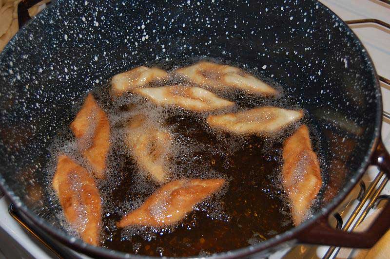 klejner-recipe-danish-yule-treat-xmas-fried-pastry-klenät-siedegebäck